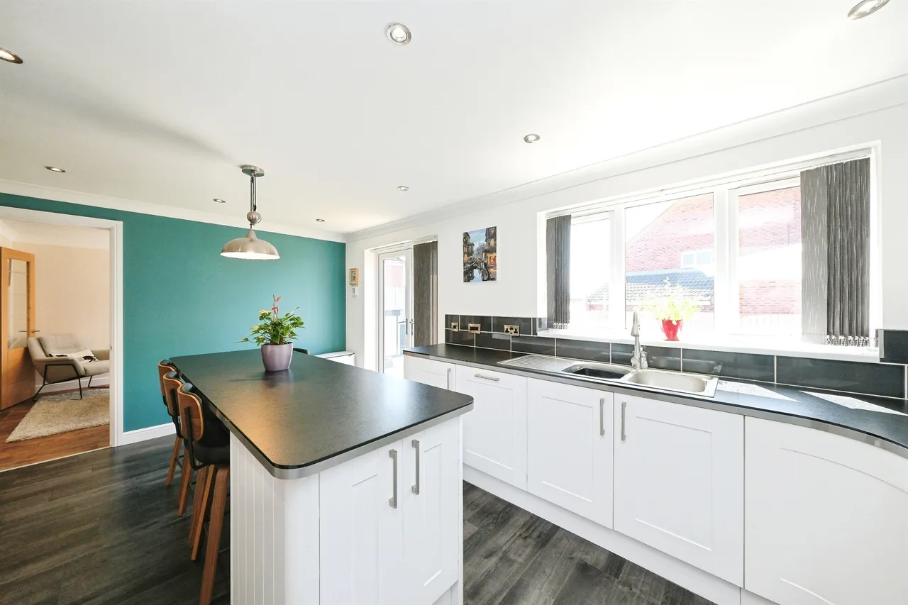 Winders Corner, Barlborough, Chesterfield, photo 10