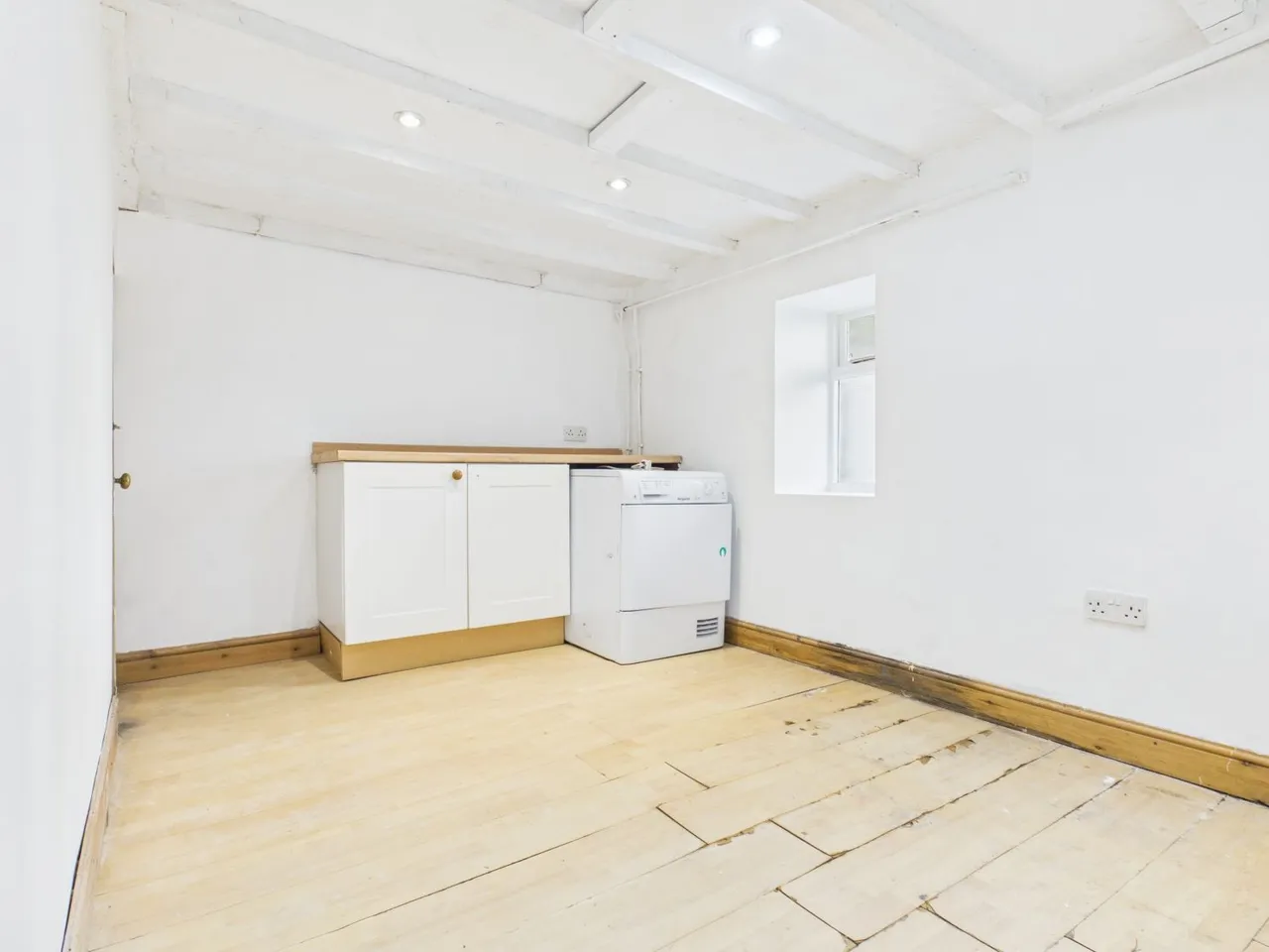 Earl Street, Mossley, OL5, photo 5