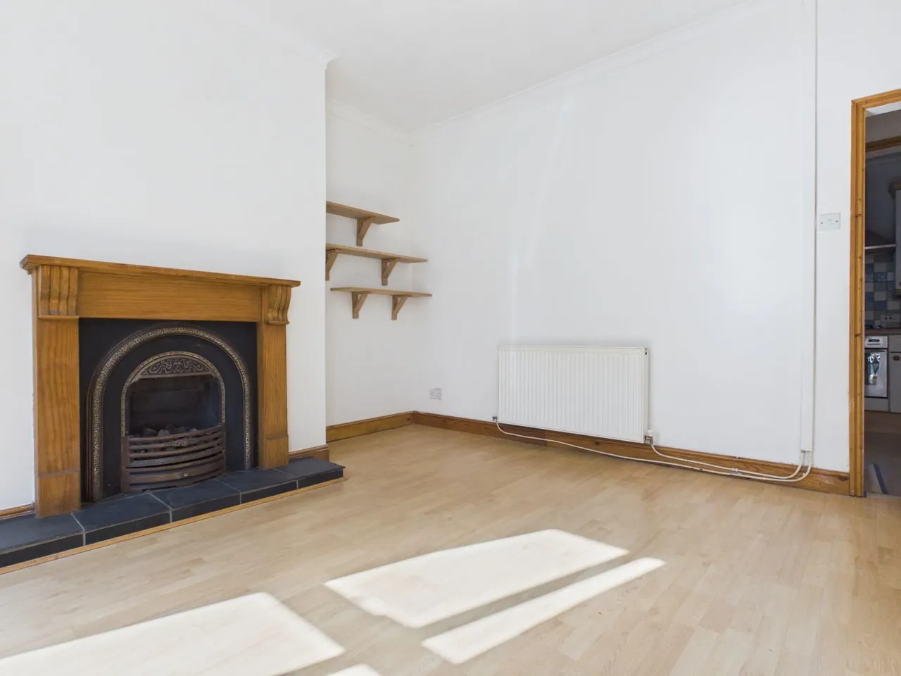 Earl Street, Mossley, OL5, photo 2