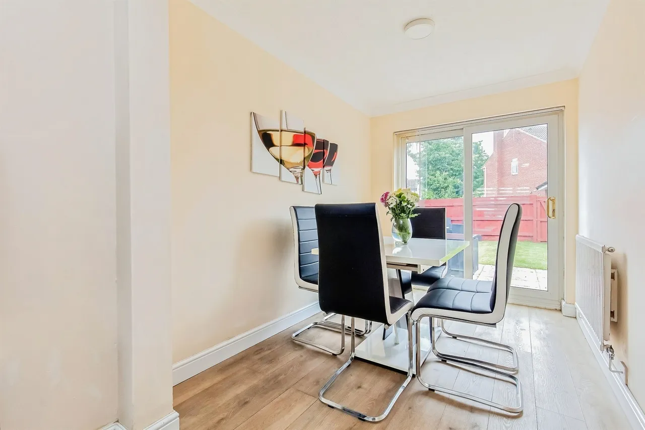 Harvey Close, Raunds, photo 10