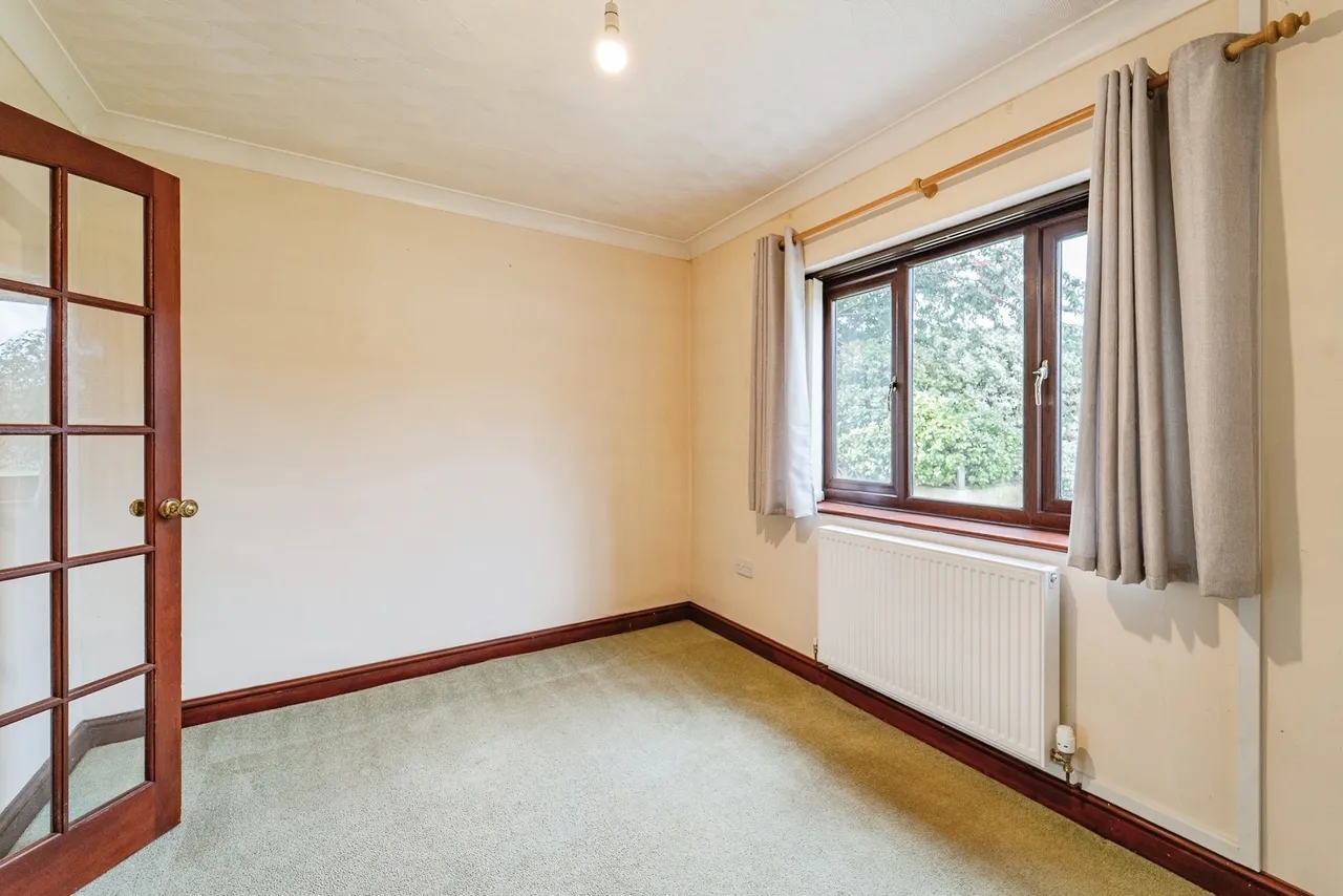 Chapel Road, Crundale, SA62, photo 7