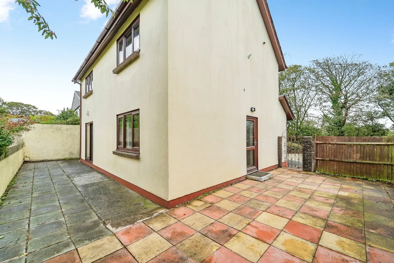 Chapel Road, Crundale, SA62, photo 20
