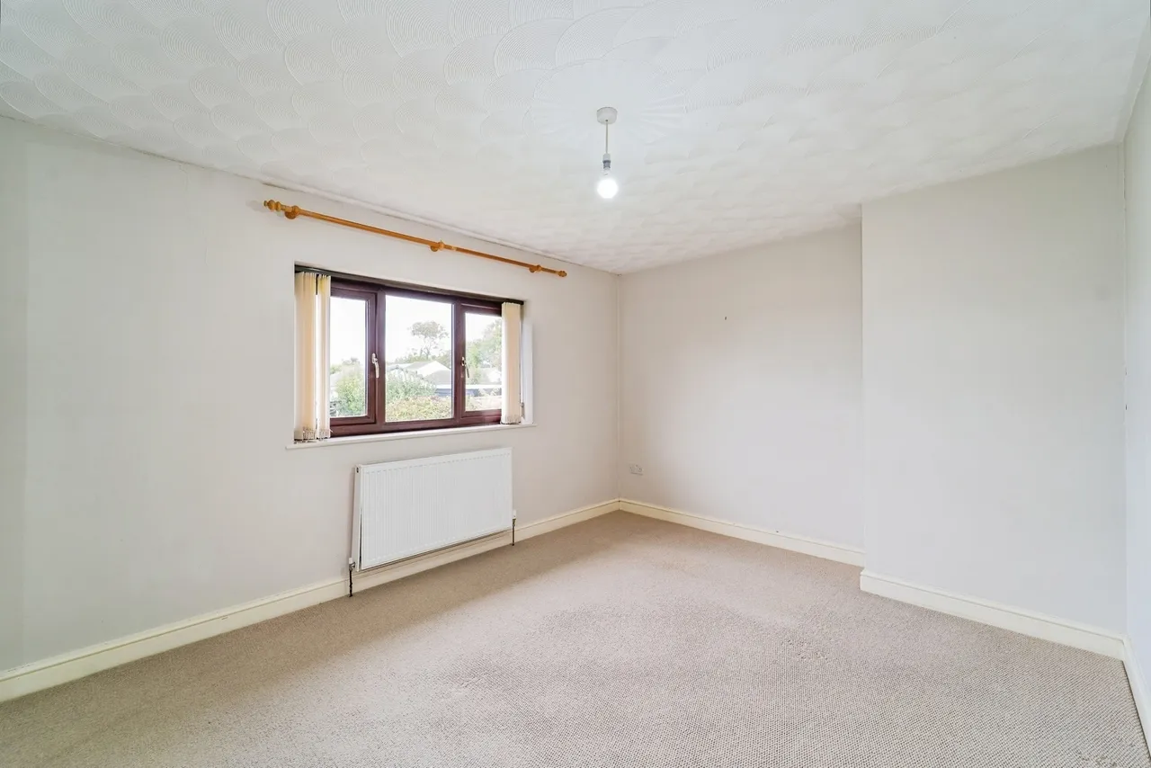 Chapel Road, Crundale, SA62, photo 11