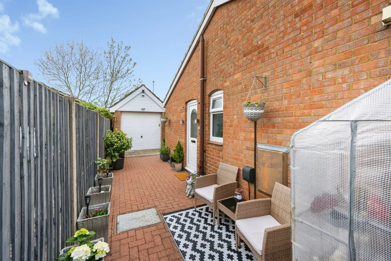 Tinsley Close, Clapham, MK41, photo 10