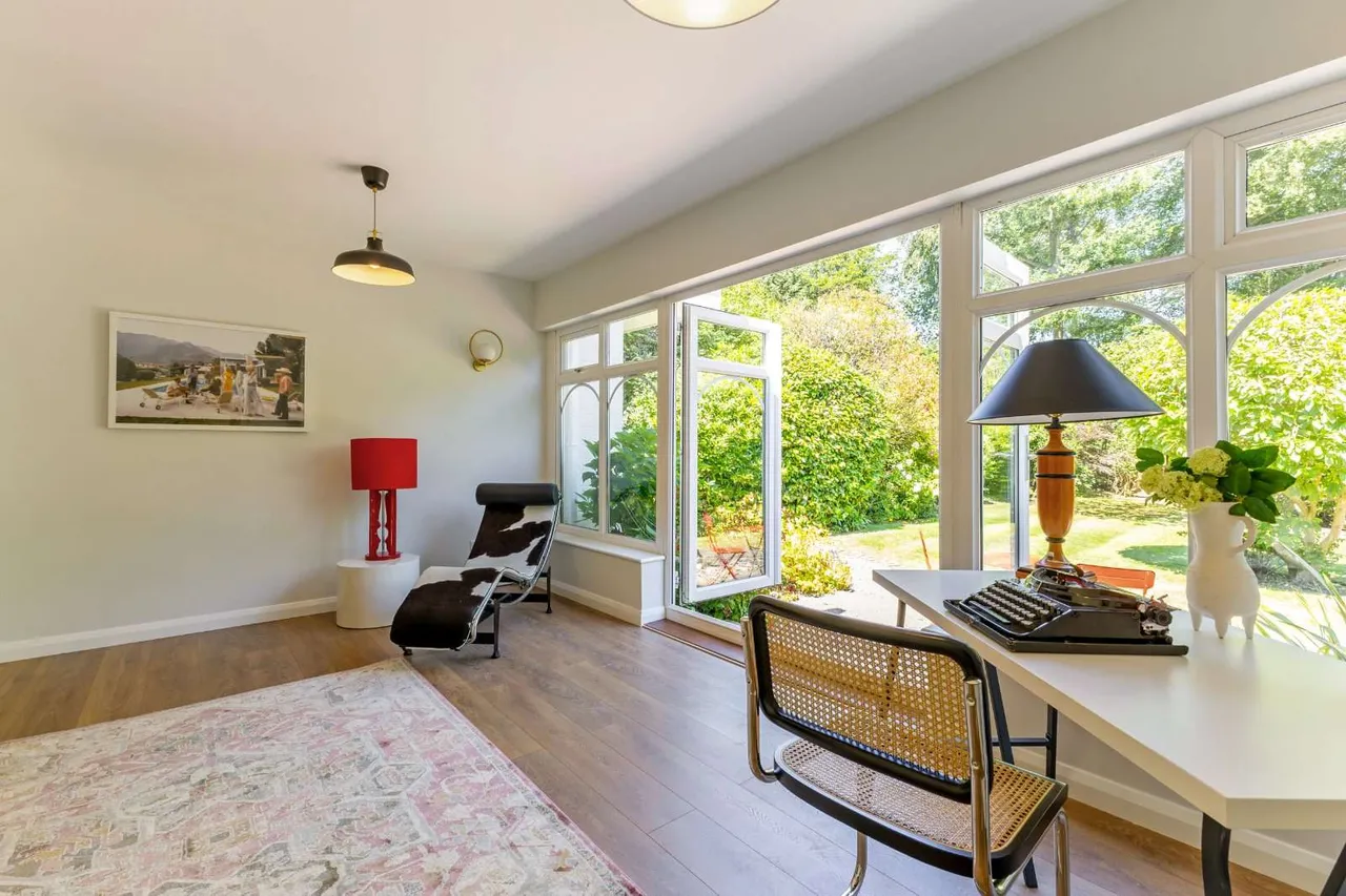 Grovewood Close, Chorleywood, Rickmansworth, Hertfordshire, WD3 5PU, photo 10