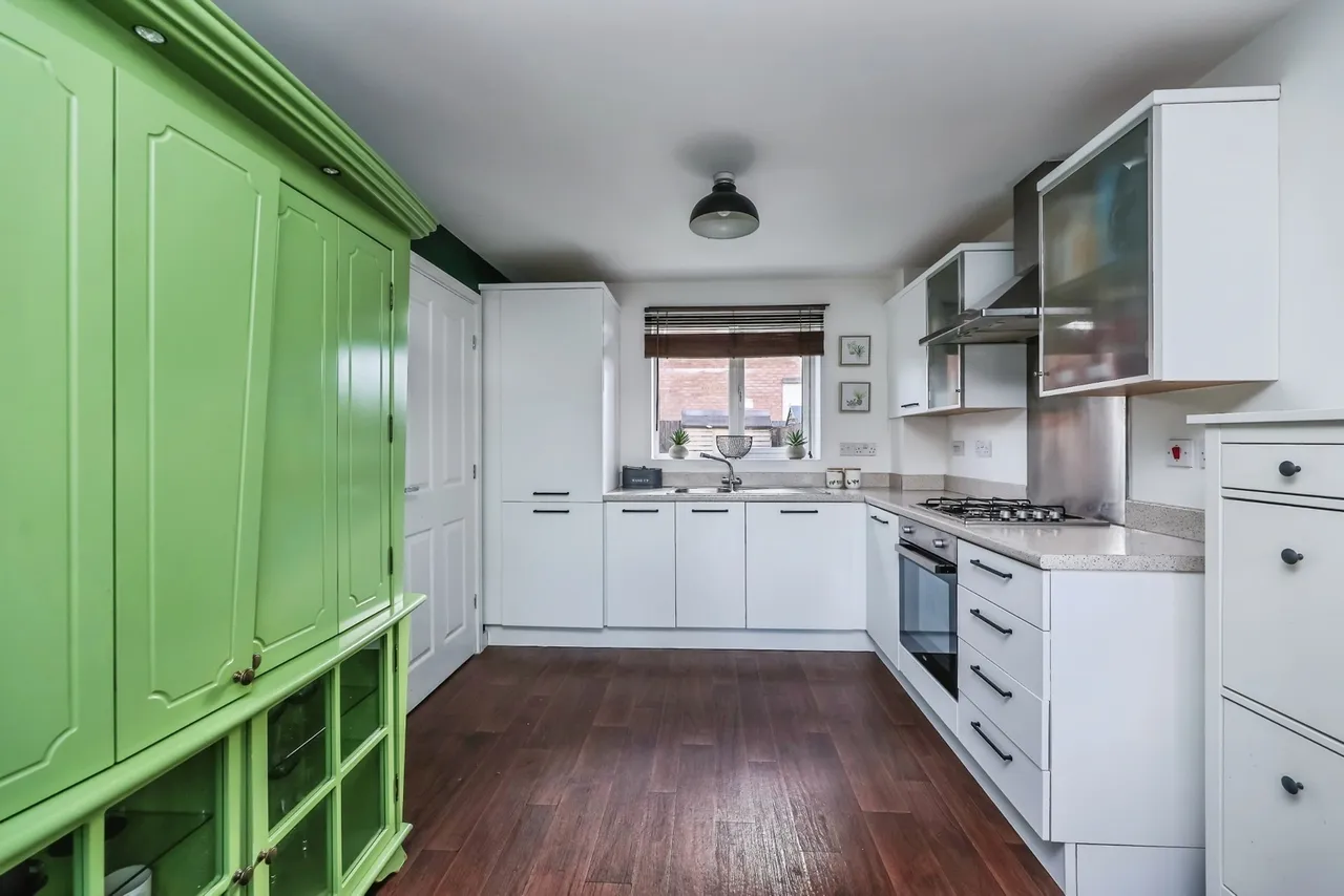 Centurion Close, Hucknall, Nottingham, Nottinghamshire, NG15, photo 3