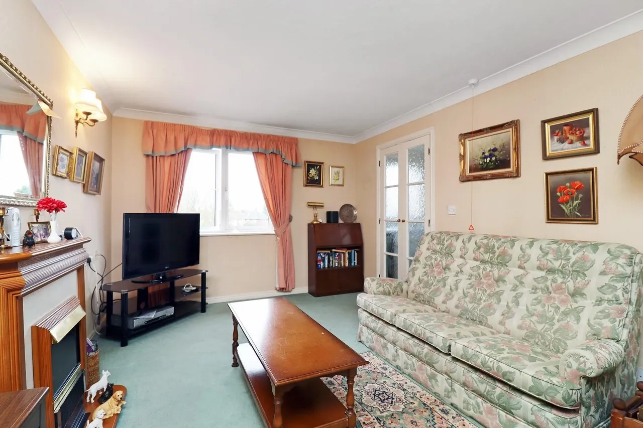 290 Park Road, Timperley, Cheshire WA15 6UB, photo 5