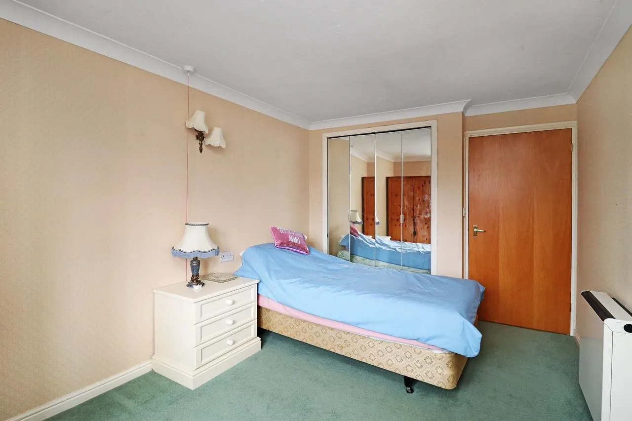 290 Park Road, Timperley, Cheshire WA15 6UB, photo 9