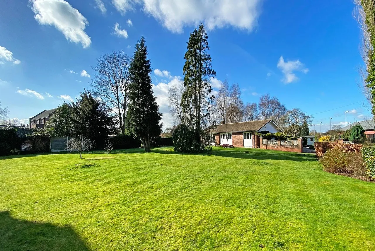 290 Park Road, Timperley, Cheshire WA15 6UB, photo 16