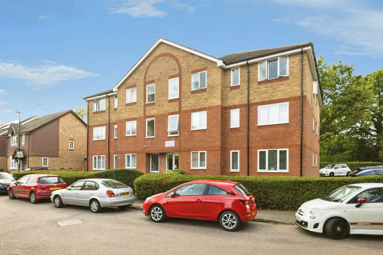 Chetwood Road, Crawley, photo 11