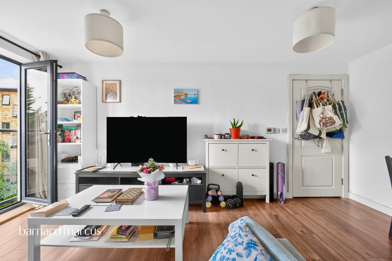 Broadwater Road, London, photo 5