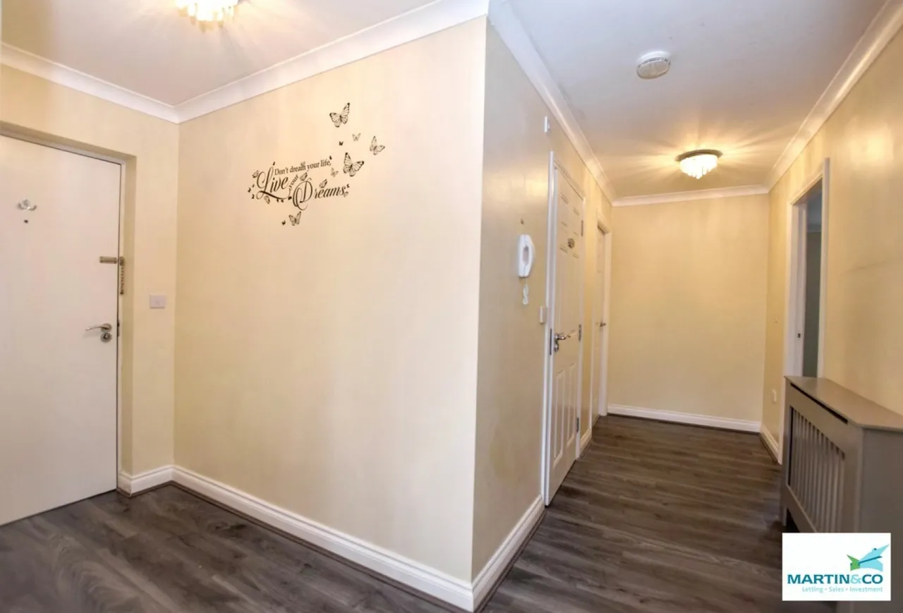 Weavers Court, Hinckley, photo 3