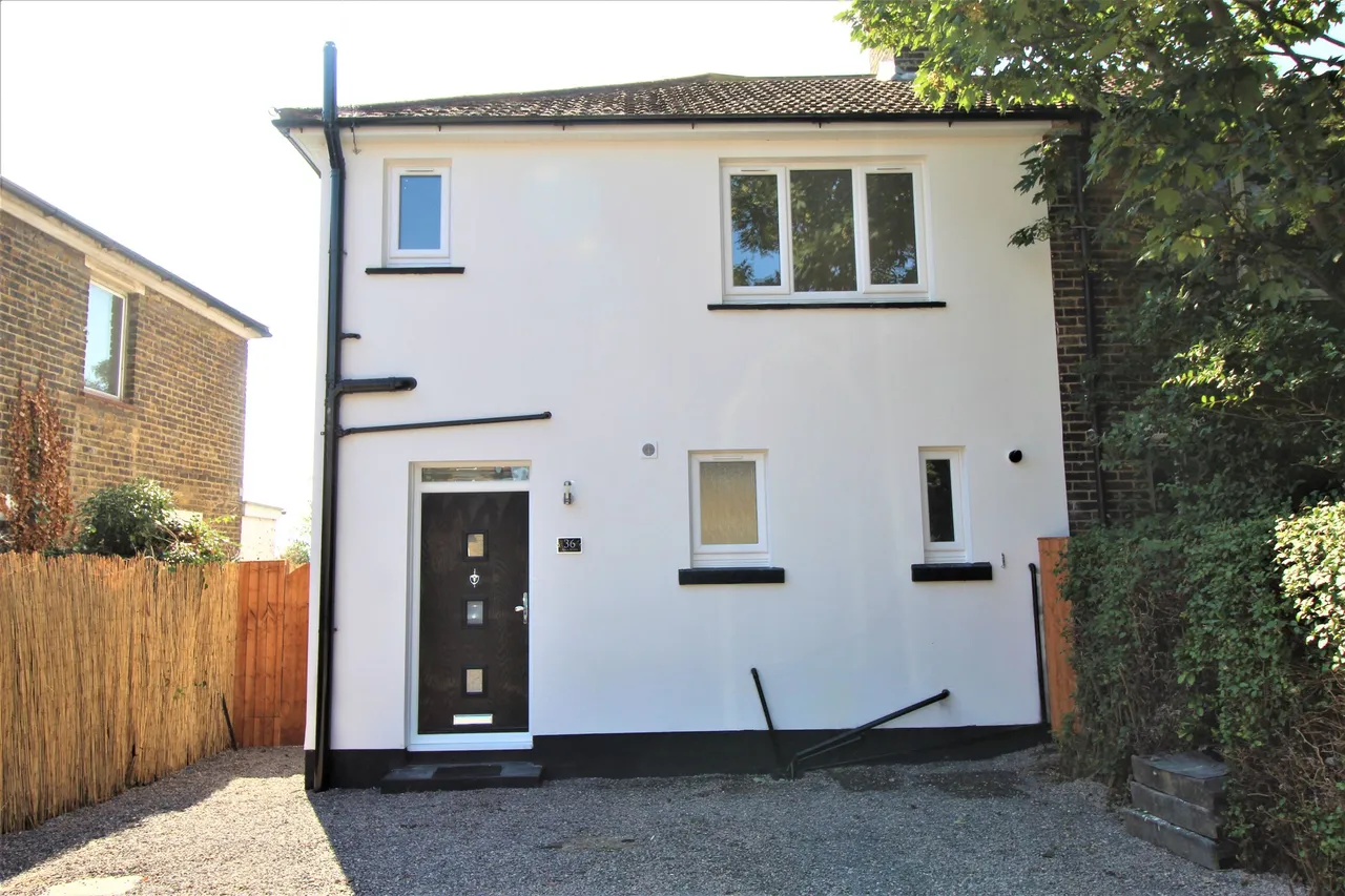 Hall Road, South Ockendon, Essex, RM15 4HJ, photo 4