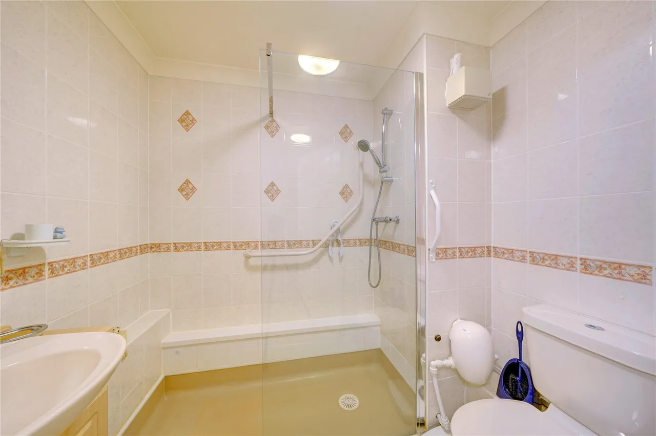 Tower Hill, Droitwich, Worcestershire, WR9 8AF, photo 7