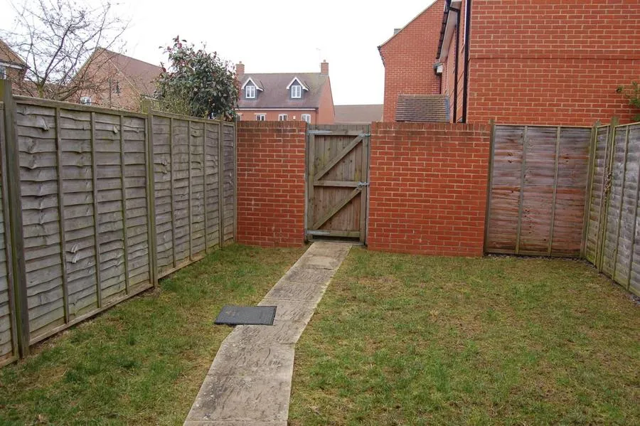 Mariner Road, Swindon, SN25, photo 16