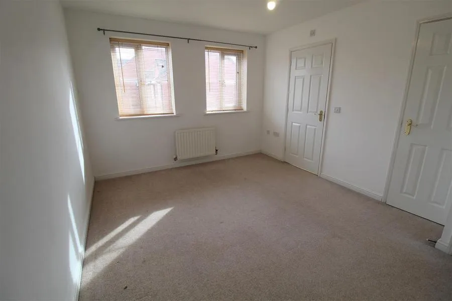 Mariner Road, Swindon, SN25, photo 6