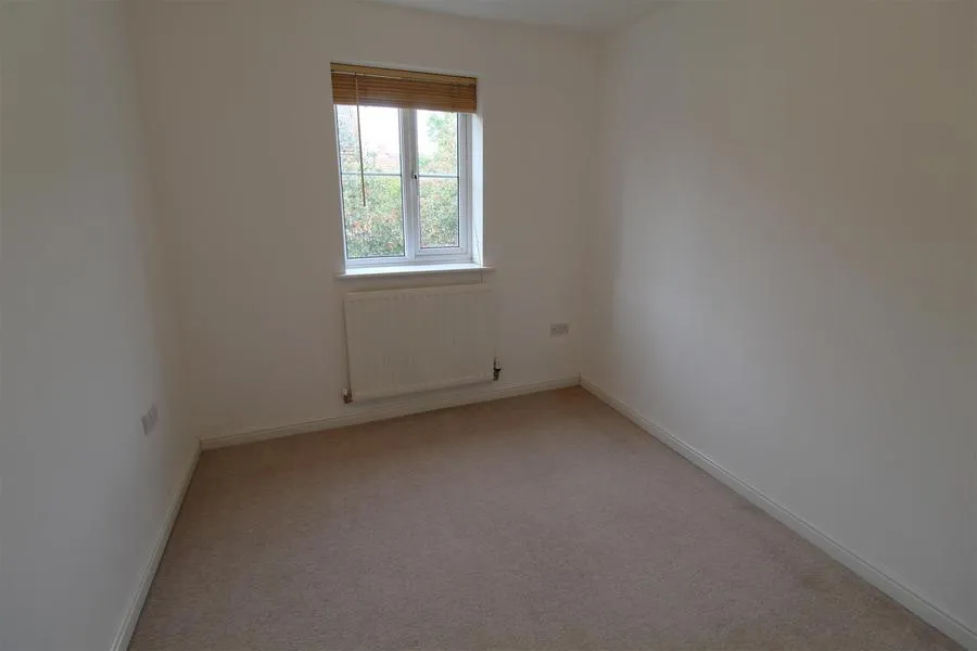 Mariner Road, Swindon, SN25, photo 8