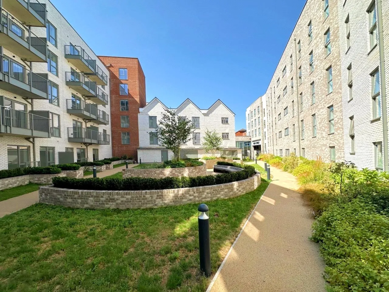 1 bed flat for sale, Union Yard, Aldershot, GU11