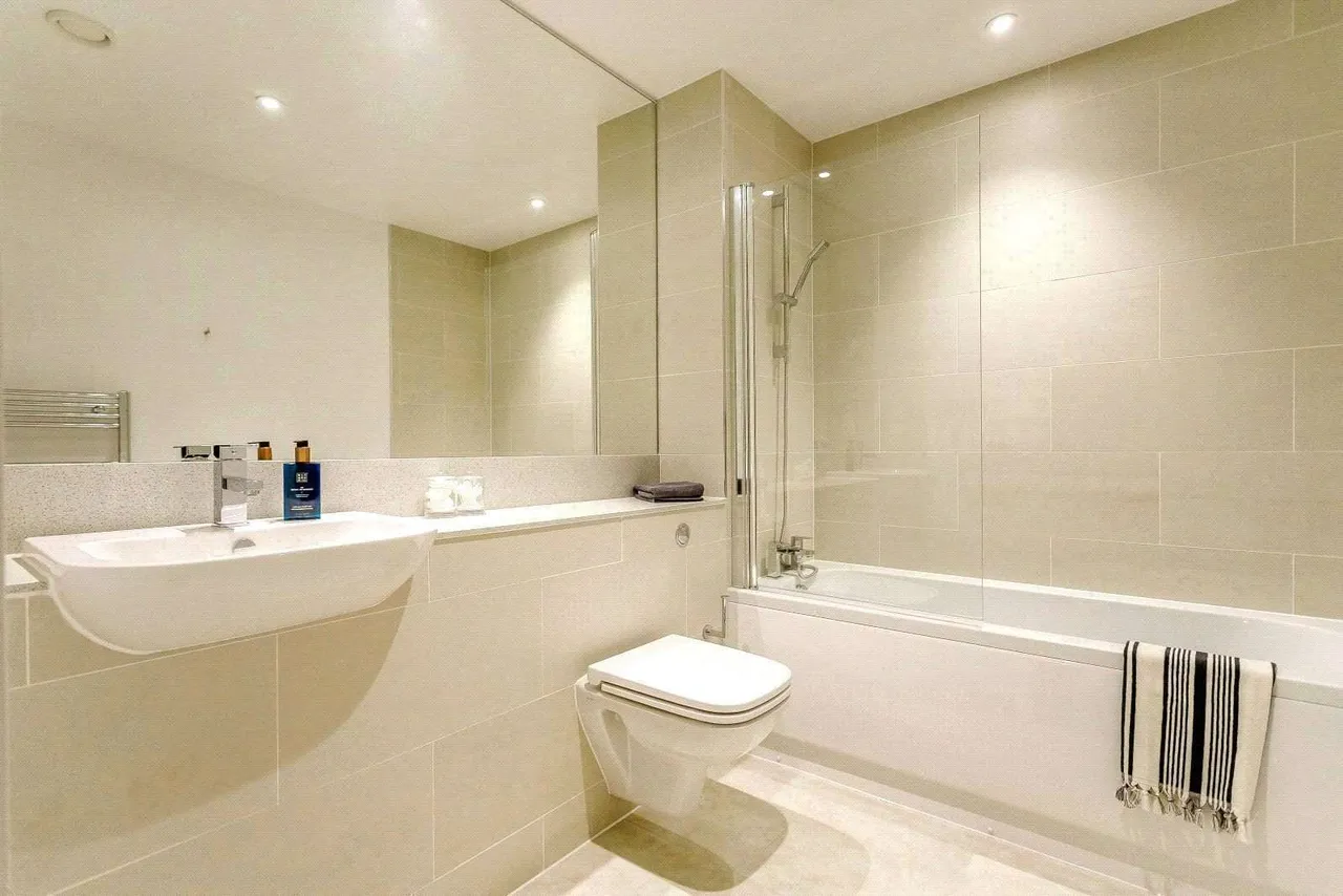 Exchange Square, The Priory Queensway, B4, photo 8