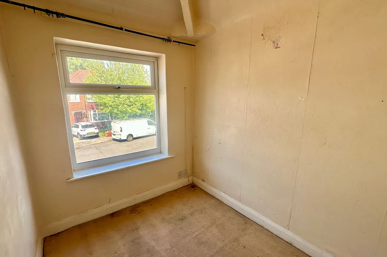 Donnington Avenue, Cheadle, photo 13