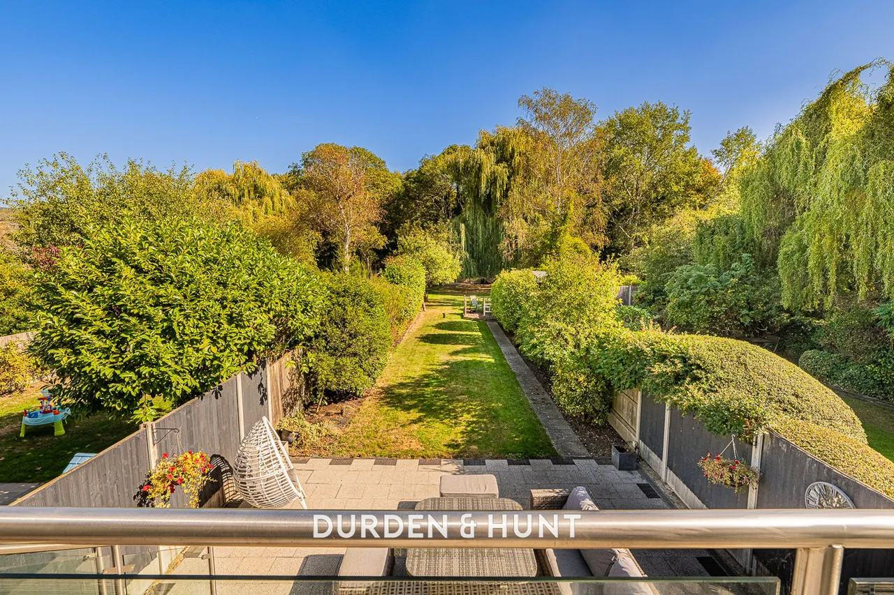 Onslow Gardens, South Woodford, E18, photo 39