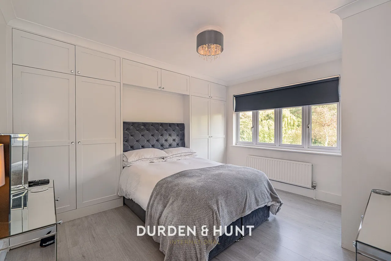 Onslow Gardens, South Woodford, E18, photo 23