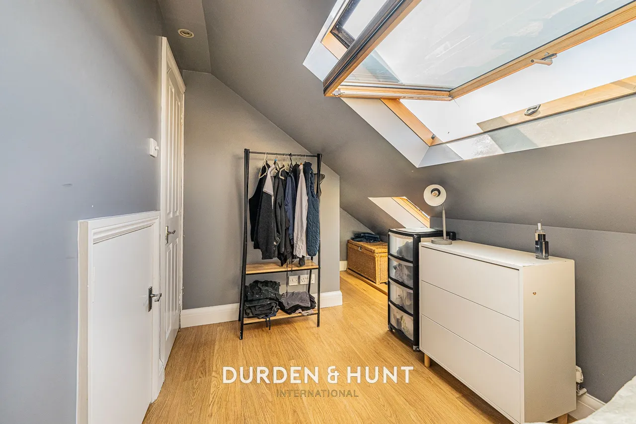 Onslow Gardens, South Woodford, E18, photo 35