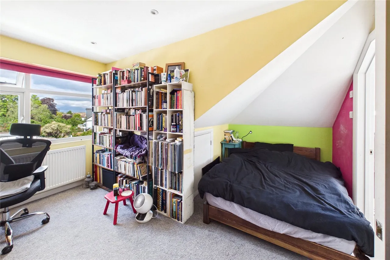 Wavertree Road, London, SW2, photo 10