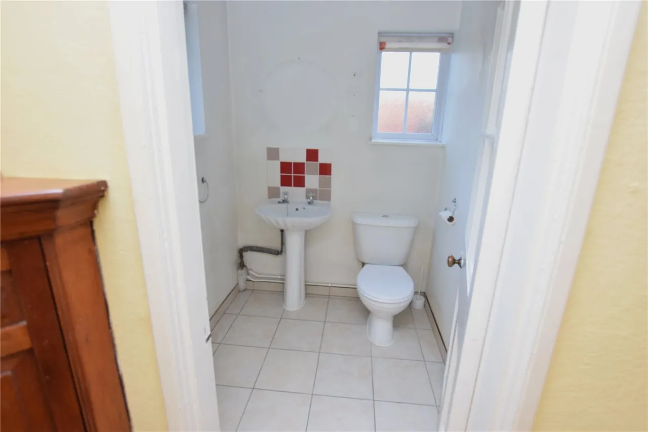 Farnborough Road, Farnborough, Hampshire, GU14 7JH, photo 15
