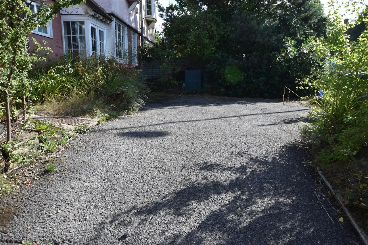 Farnborough Road, Farnborough, Hampshire, GU14 7JH, photo 6