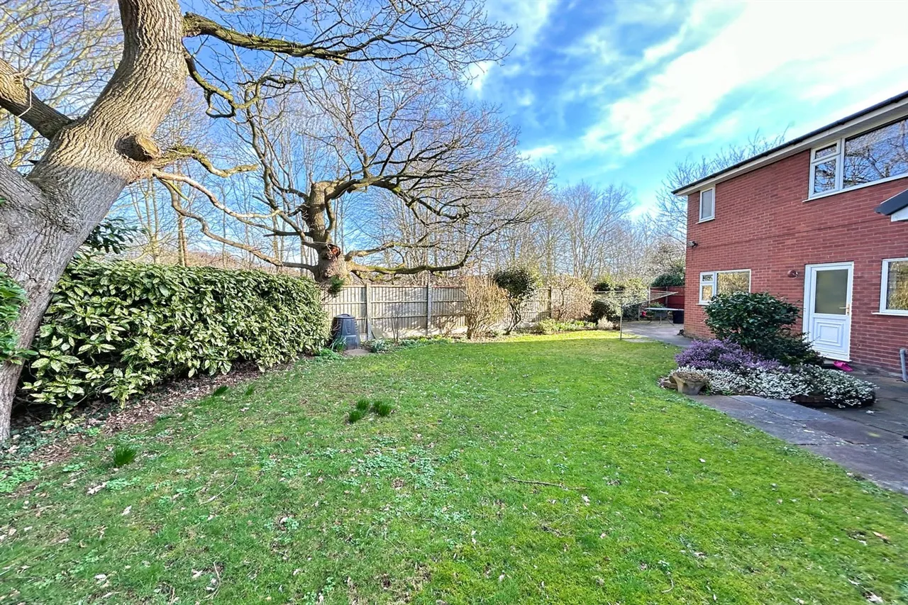 Alderley Close, Sandbach, photo 23