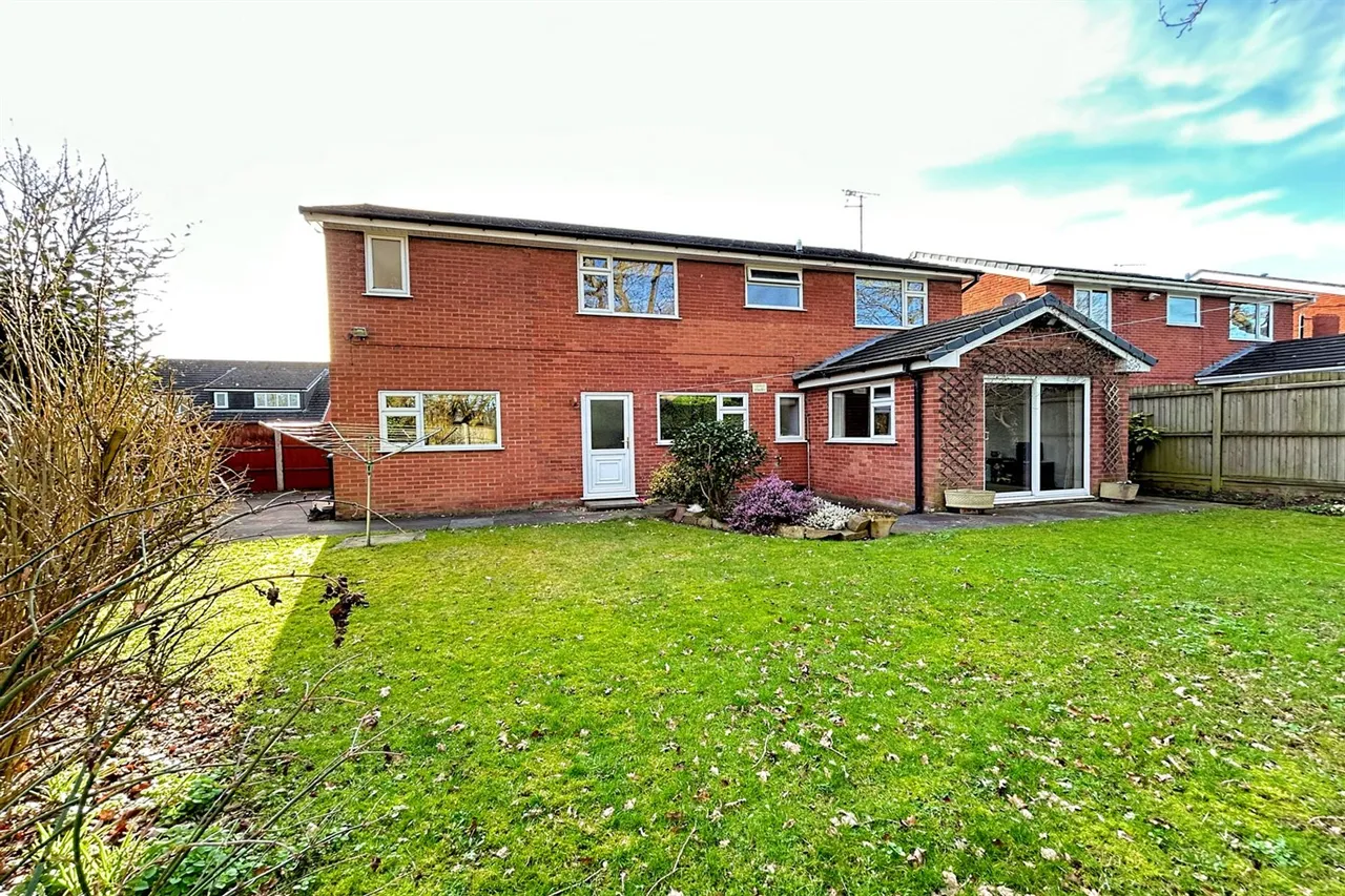 Alderley Close, Sandbach, photo 22