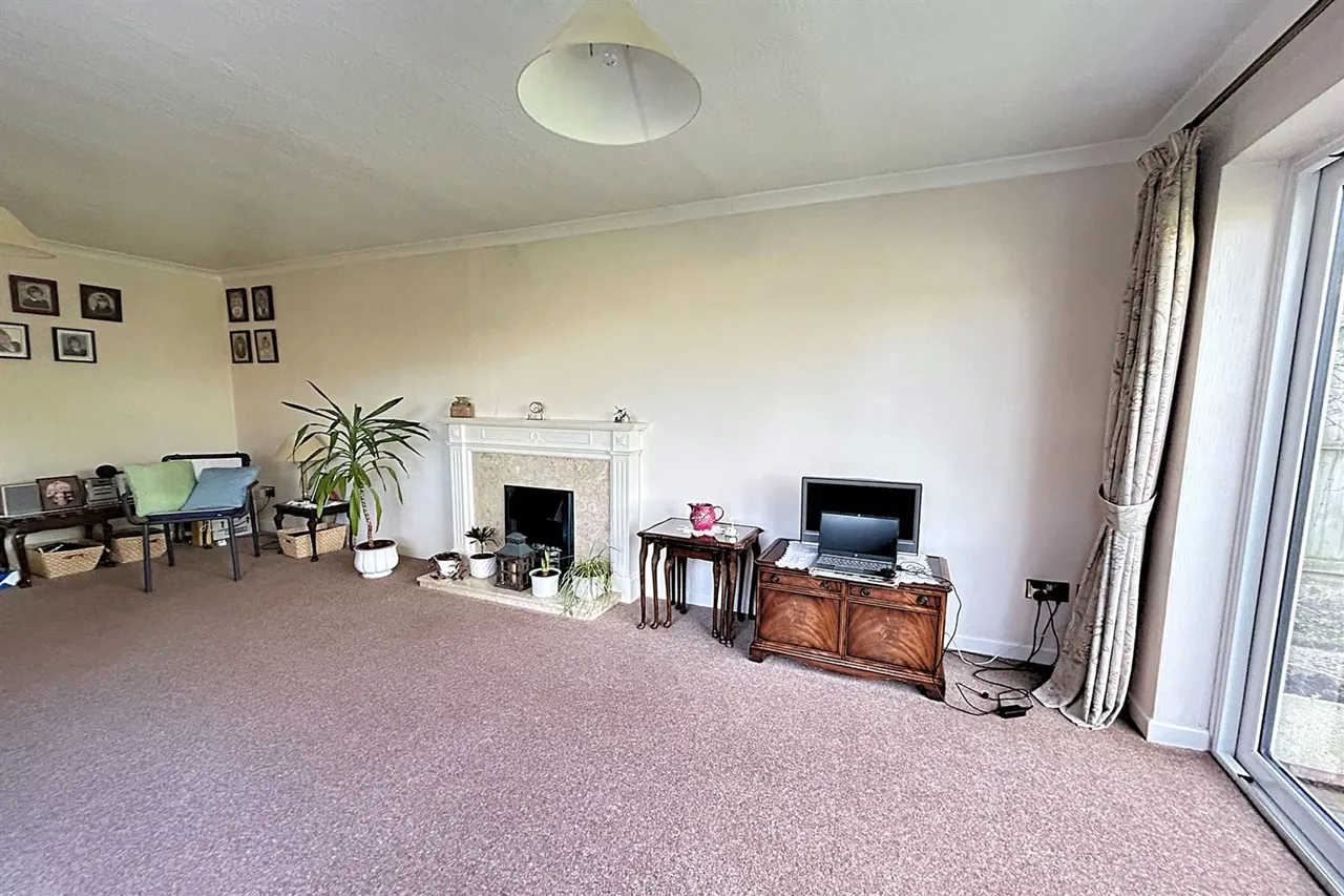 Alderley Close, Sandbach, photo 8
