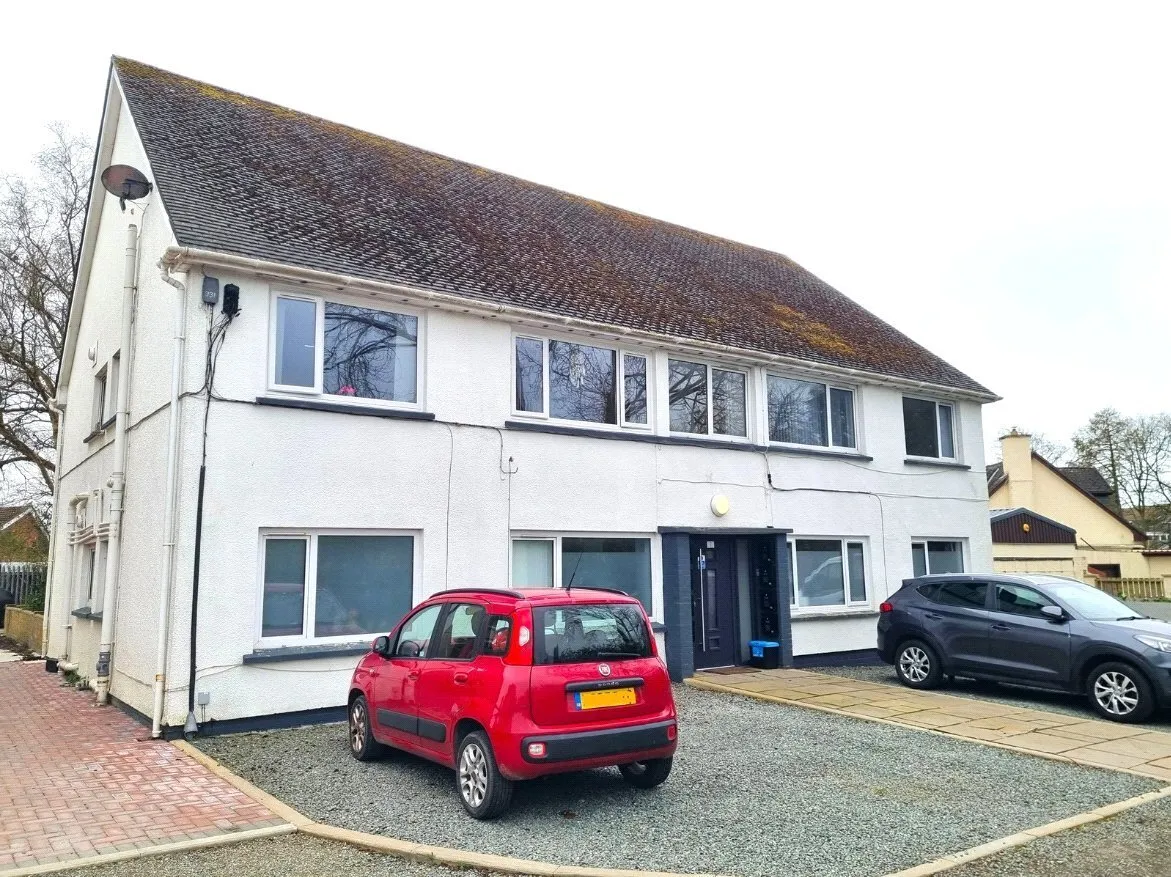 2 bed flat for sale, Lon Hendre, Waunfawr, SY23