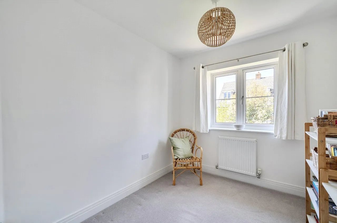 Unwin Close, Hook, Hampshire, RG27 9FL, photo 15