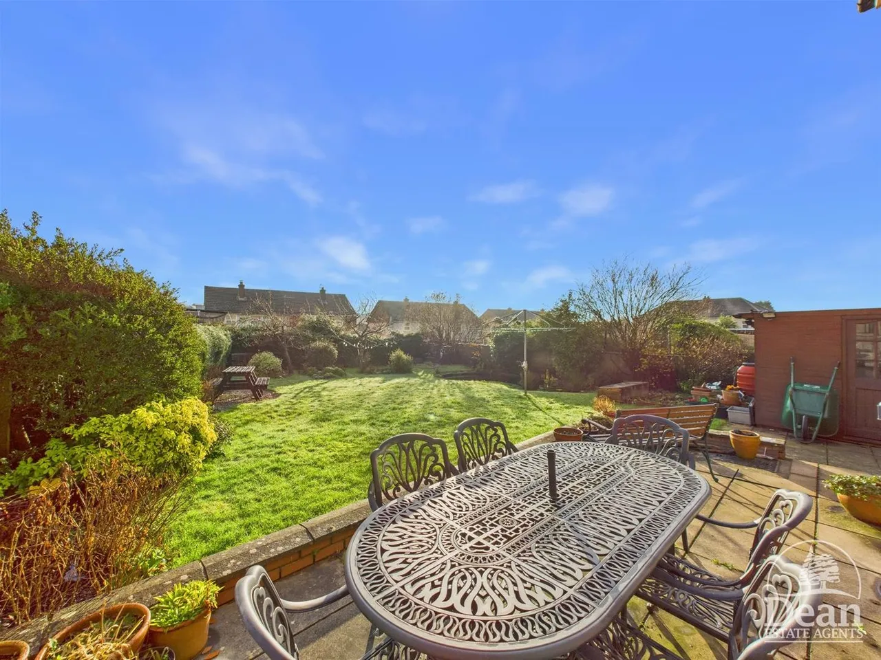 Ridler Road, Lydney, photo 12