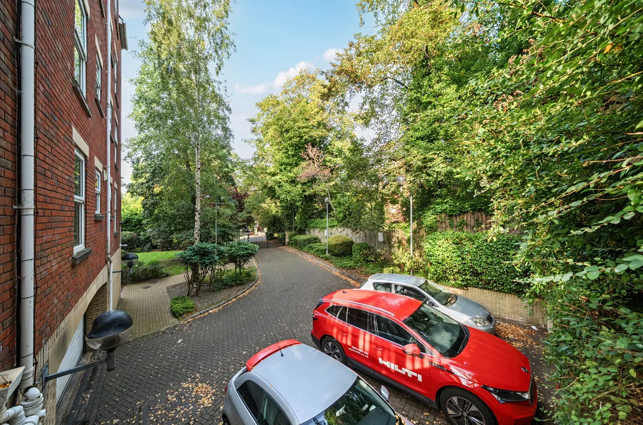 Cardigan Road, Headingley, LS6, photo 17