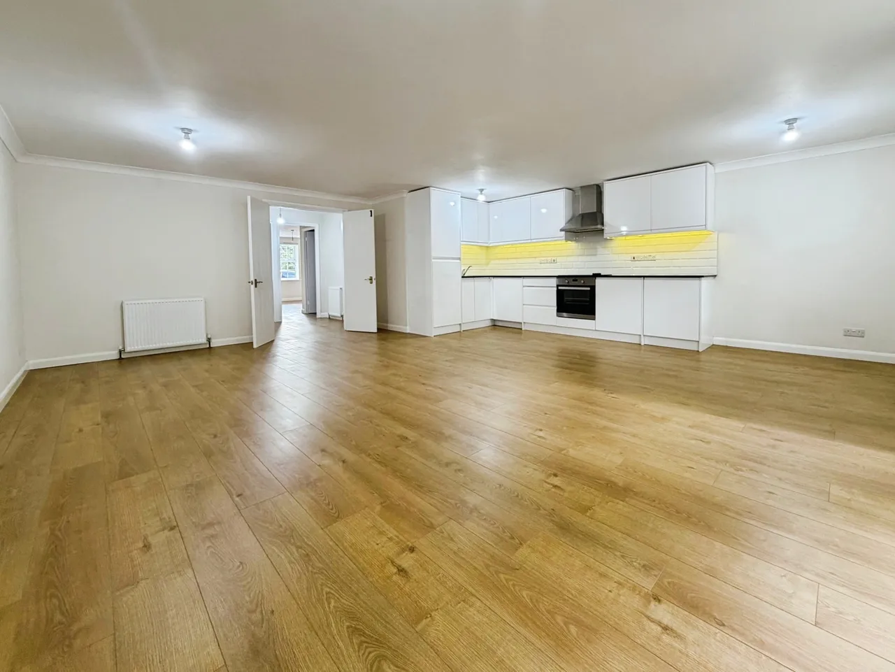 Raleigh Way, Frimley, Camberley, Surrey, GU16 8RH, photo 2