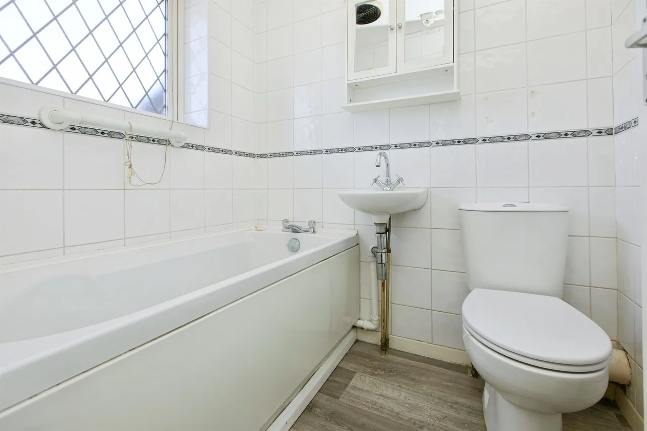 Glamis Close, Stretton, DE13, photo 13