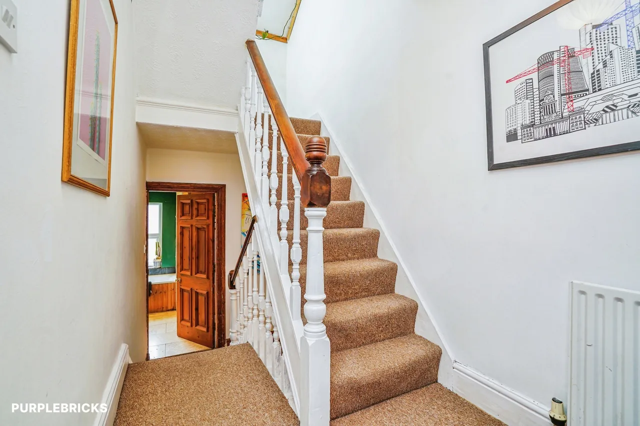 Sholebroke View, Leeds, LS7, photo 14