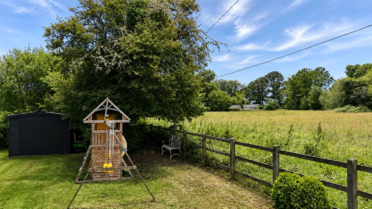 Spearywell, Mottisfont, Romsey, Hampshire, SO51 0LS, photo 10