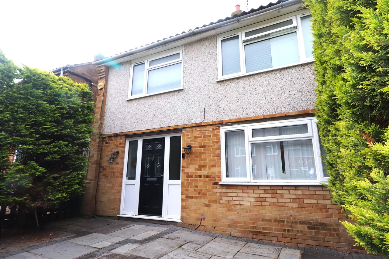 4 bed house to rent, Butcher Walk, Swanscombe, DA10