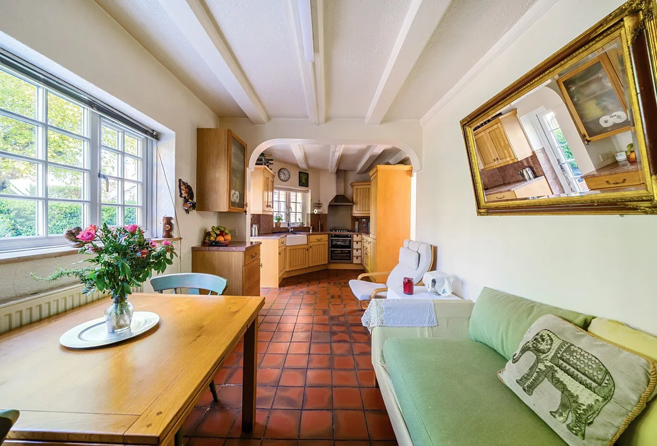 Goldsmith Lane, Kingsbury, NW9 9AH, photo 13