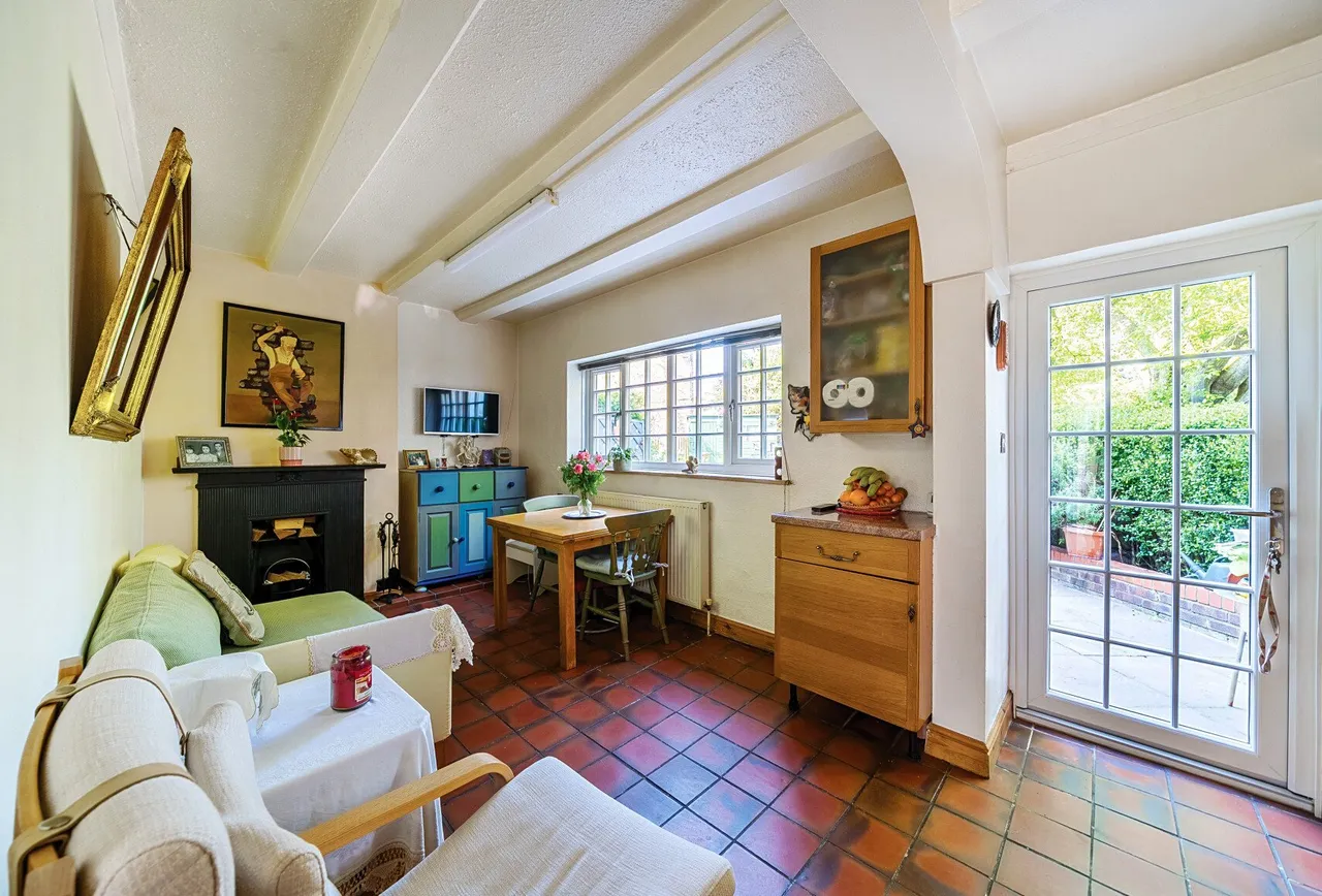 Goldsmith Lane, Kingsbury, NW9 9AH, photo 5