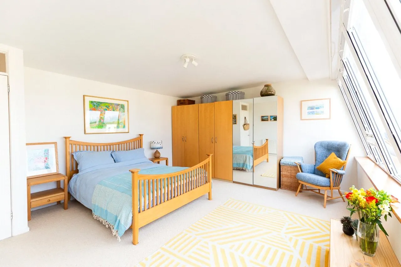 High Kingsdown, Bristol, BS2, photo 8