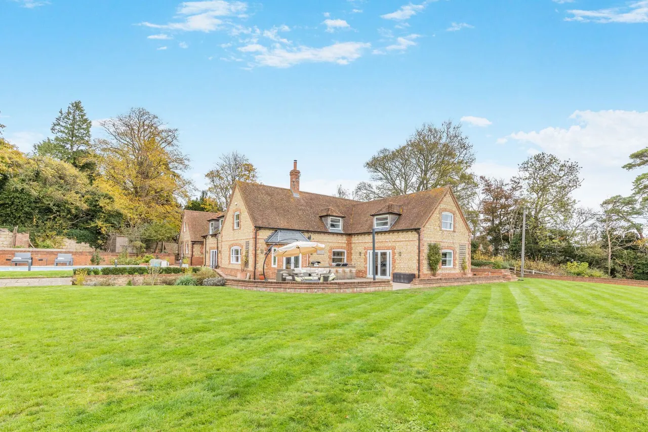 Kirkdene, Pitchcott, photo 2