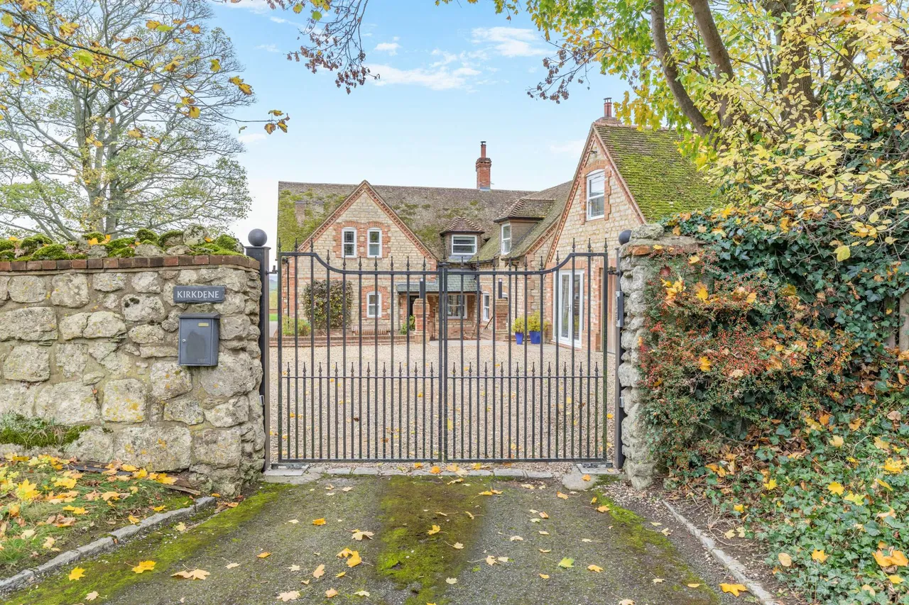 Kirkdene, Pitchcott, photo 8