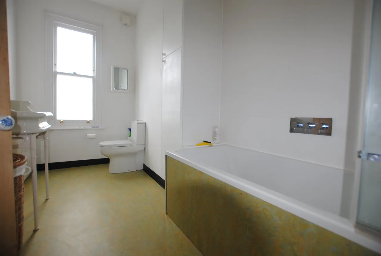 Wellmeadow Road, Catford, London, SE6 1HP, photo 17