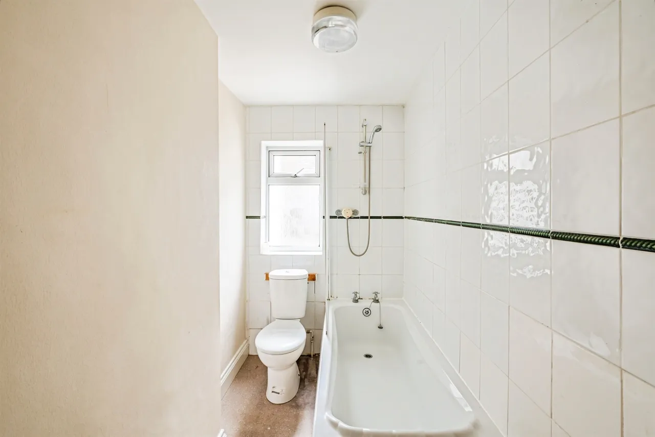 Seaside, Eastbourne, BN22, photo 8