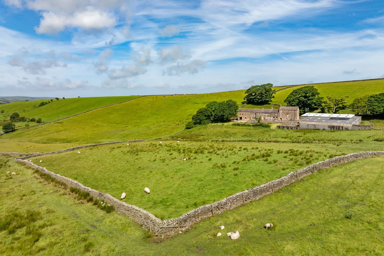 Lythe Fell Road, Lowgill, LA2, photo 25